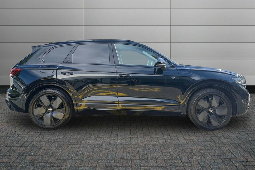 Volkswagen Touareg 3.0 V6 Tdi Final Edition Suv Tiptronic RA75GZL Black #4