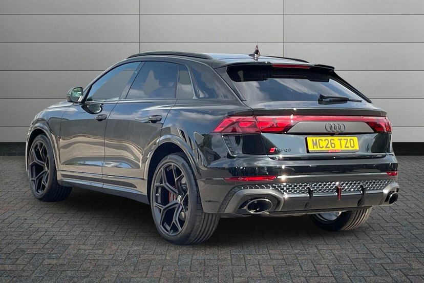 Audi RSQ8 4.0 Tfsi V8 Performance Carbon Black Suv Petro Black #3