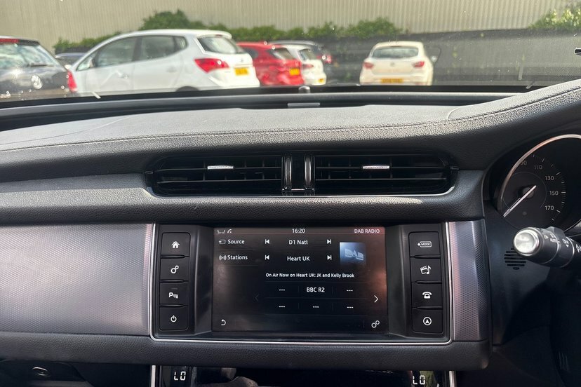 Jaguar XF R-sport Saloon Blue #18