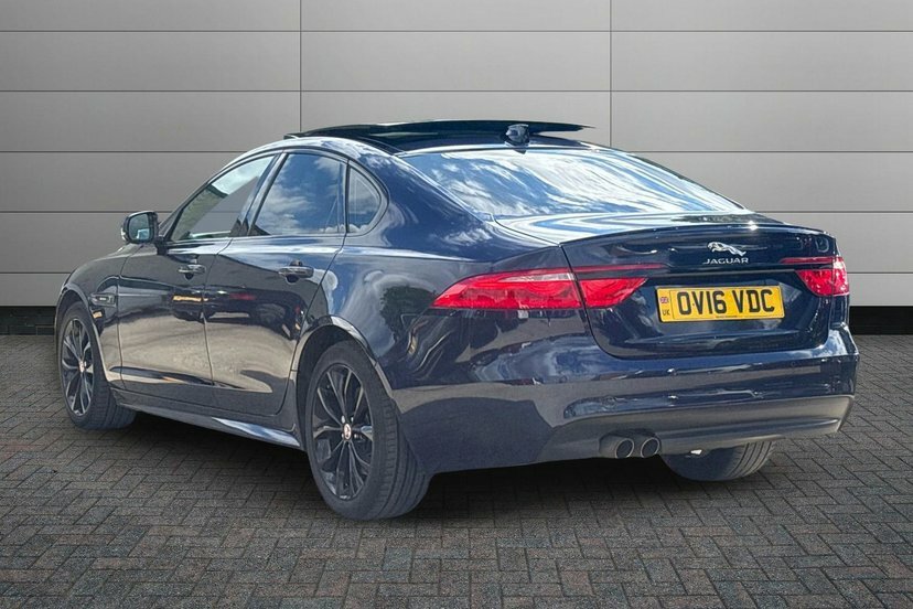 Jaguar XF 2.0D R-sport Saloon Awd 180 Ps Blue #3