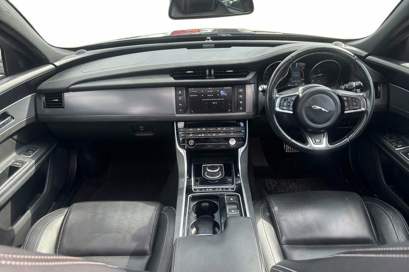 Jaguar XF 2.0D R-sport Saloon Awd 180 Ps Blue #6