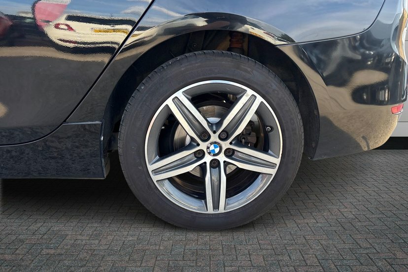 BMW 2 Series Gran Tourer 2.0 218D Sport Mpv 150 Ps Black #5