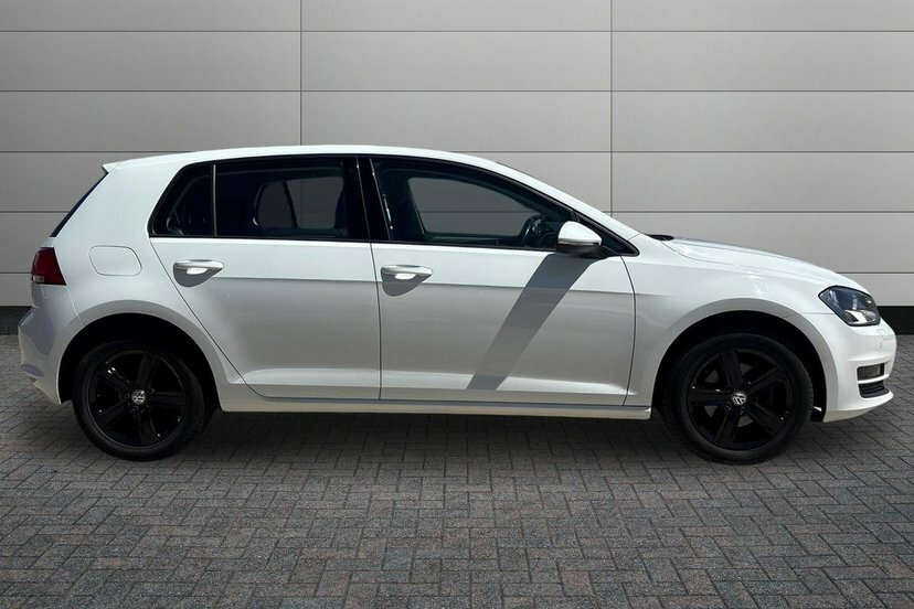 Volkswagen Golf 1.4 Tsi Bluemotion Tech Match Edition Hatchback White #4