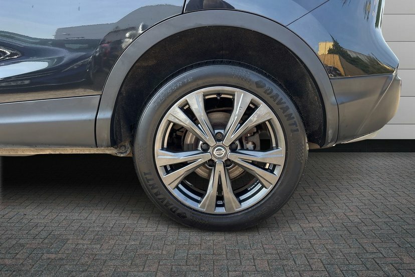 Nissan Qashqai 1.5 Dci N-connecta Suv 115 Ps AU68NNK Black #5
