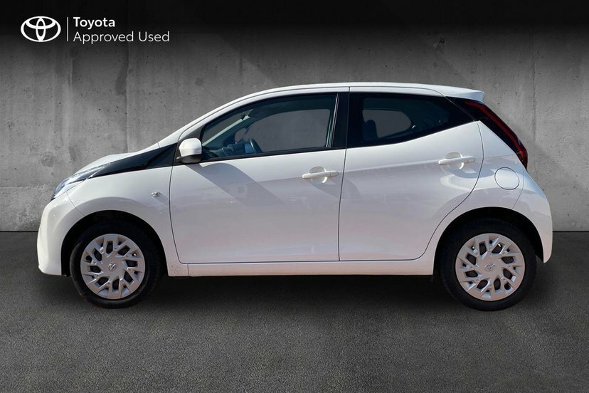Toyota Aygo 1.0 Vvt-i X-trend Black #17