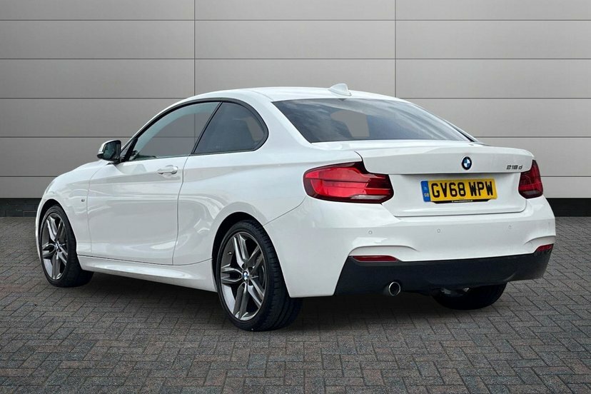 BMW 2 Series 2.0 218D M Sport White #3