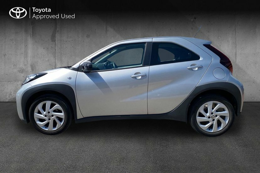 Toyota Aygo X 1.0 Vvt-i Pure Black #17