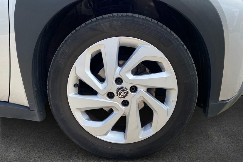 Toyota Aygo X 1.0 Vvt-i Pure Black #18