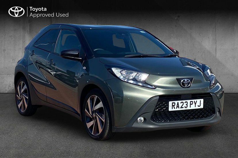 Toyota Aygo X 1.0 Vvt-i Edge Hatchback 72 Ps Black