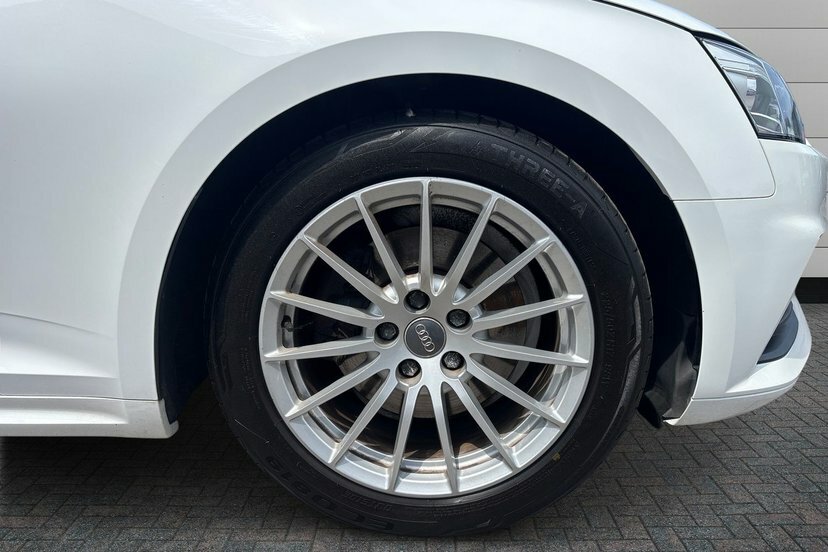 Audi A5 1.4 Tfsi Se Sportback S Tronic 150 Ps White #5