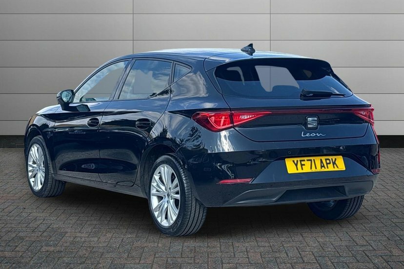 Seat Leon 1.0 Tsi Evo Se Dynamic Hatchback Black #3