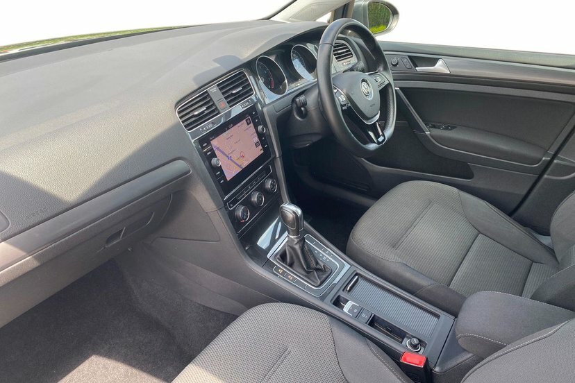 Volkswagen Golf 1.5 Tsi Evo Match Hatchback Dsg 150 Ps Grey #2