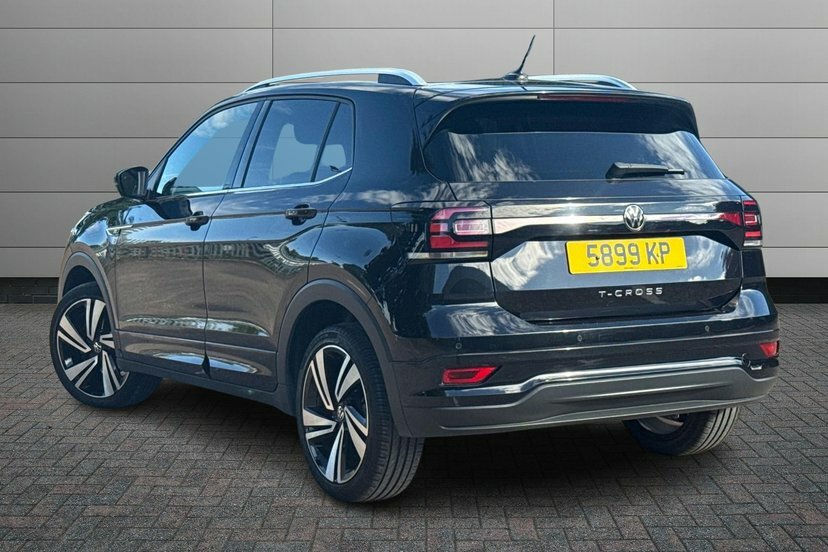 Volkswagen T-Cross 1.0 Tsi R-line Suv Dsg 110 Ps Black #3