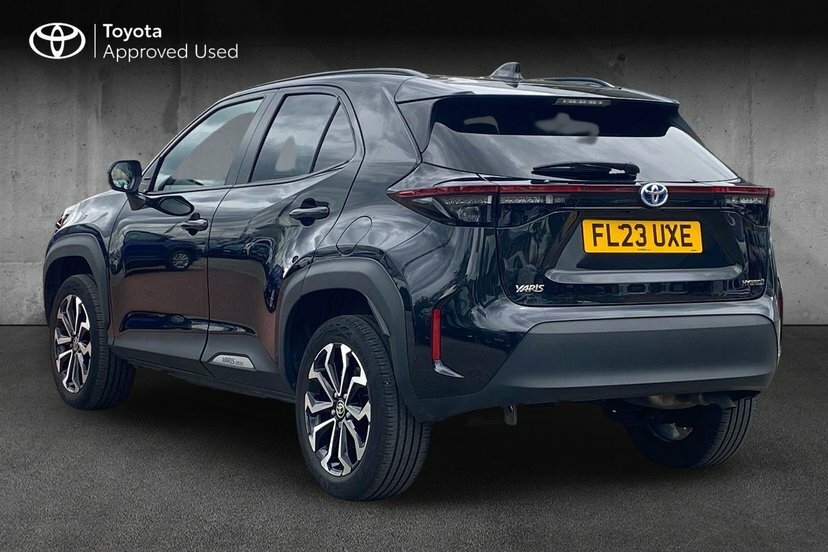 Toyota Yaris Cross 1.5 Vvt-h Design Suv Hybrid E-cvt 116 Black #4