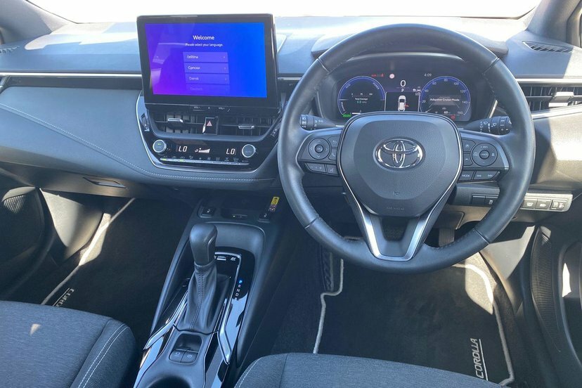 Toyota Corolla 1.8 Vvt-h Icon Hatchback Hybrid Cvt 14 White #6