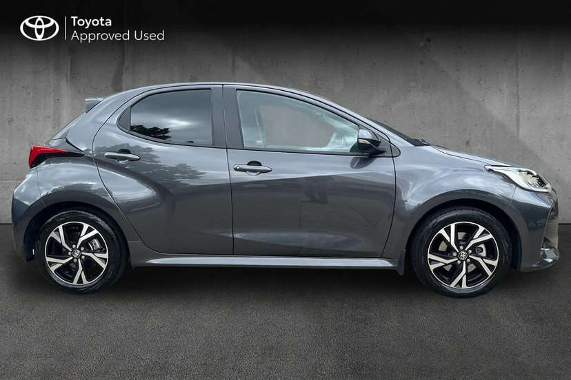 Toyota Yaris 1.5 Vvt-h Design Hatchback Hybrid E-cvt Grey #4