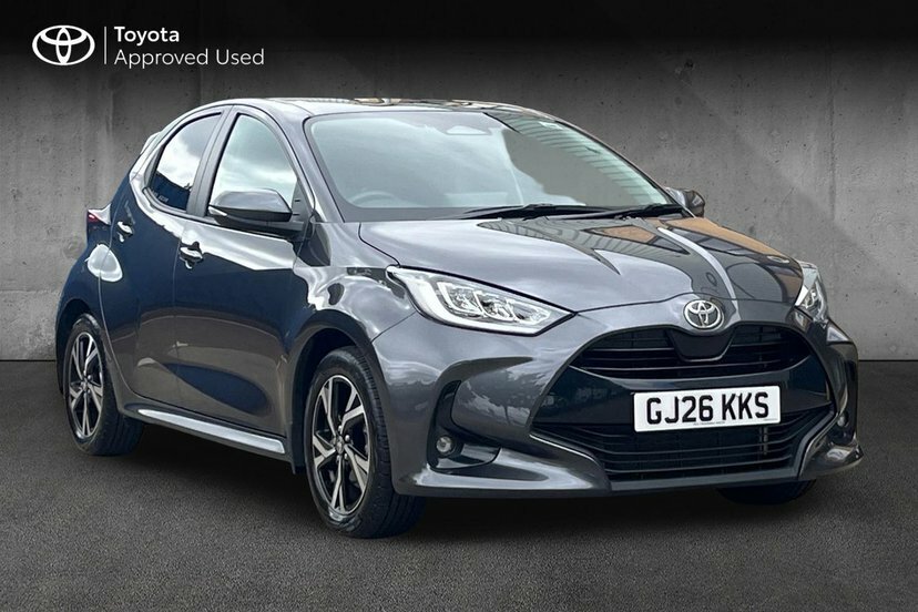 Toyota Yaris 1.5 Vvt-h Design Hatchback Hybrid E-cvt Grey