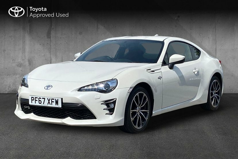 Toyota GT86 2.0 Boxer D-4s Coupe 200 Ps White #3
