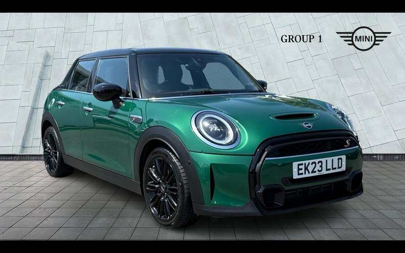 Mini Hatch 5-Door Hatch Cooper S Exclusive EK23LLD Green