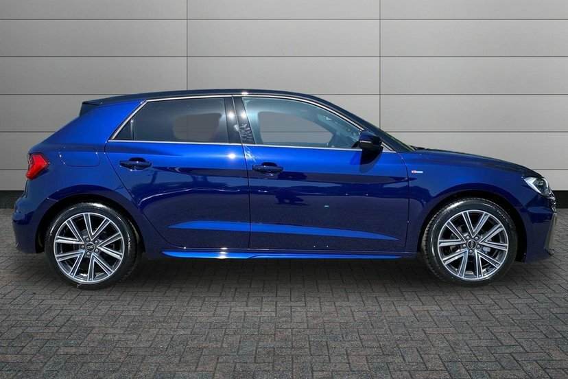 Audi A1 1.0 Tfsi 25 S Line Sportback 95 Blue #4
