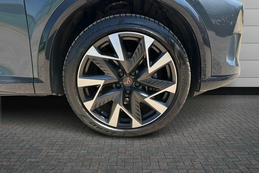 Cupra Formentor 1.5 Etsi V2 Suv Hybrid Dsg 150 Ps KR75VDV Grey #5