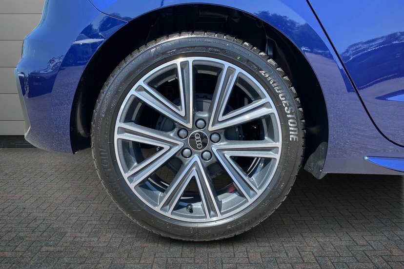 Audi A1 1.0 Tfsi 25 S Line Sportback 95 Blue #5
