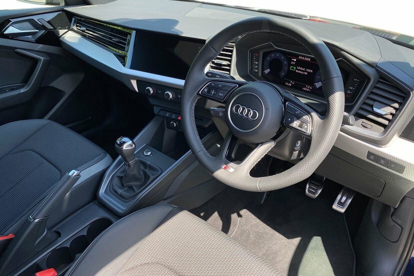 Audi A1 1.0 Tfsi 25 S Line Sportback 95 Blue #6