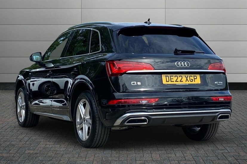 Audi Q5 2.0 Tdi 40 S Line Suv S Tronic Quattro Black #3
