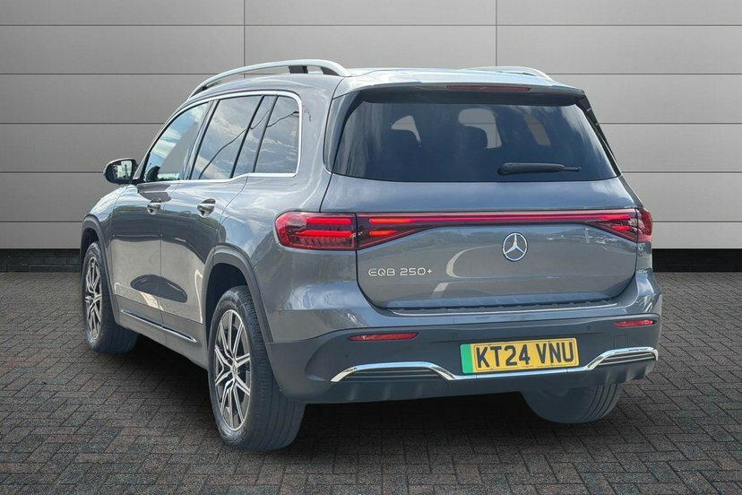Mercedes-Benz EQB Eqb 250 Amg Line Executive Grey #2