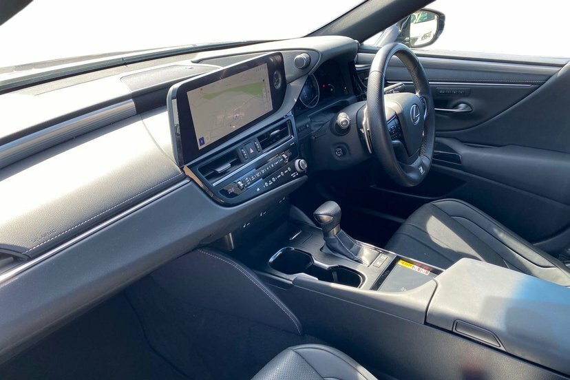 Lexus ES 2.5 300H F Sport Saloon Hybrid E-cvt 2 Grey #2