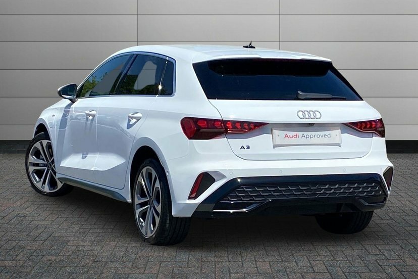 Audi A3 1.5 Tfsie S Line Sportback Plug-in Hybr White #3