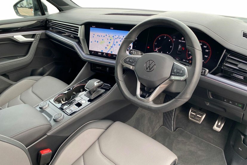 Volkswagen Touareg 3.0 V6 Tdi Final Edition Suv Tiptronic AP75HDH Silver #6