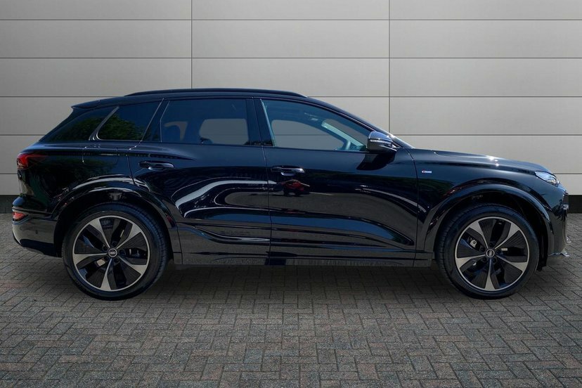 Audi Q6 E-Tron 100Kwh Black Edition Suv Quattro Black #4