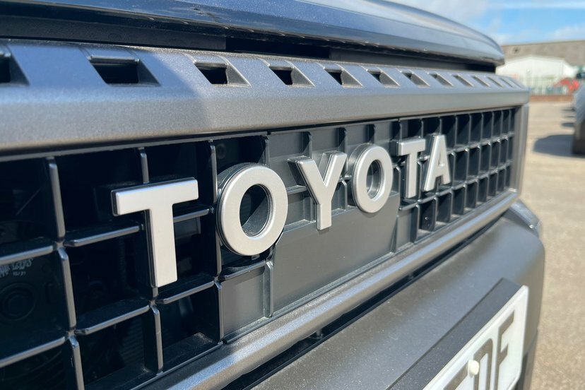 Toyota Land Cruiser Mpv Grey #49