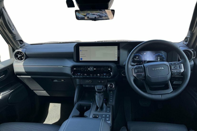 Toyota Land Cruiser 2.8D Mhev Invincible Suv Hybrid 4W Grey #6