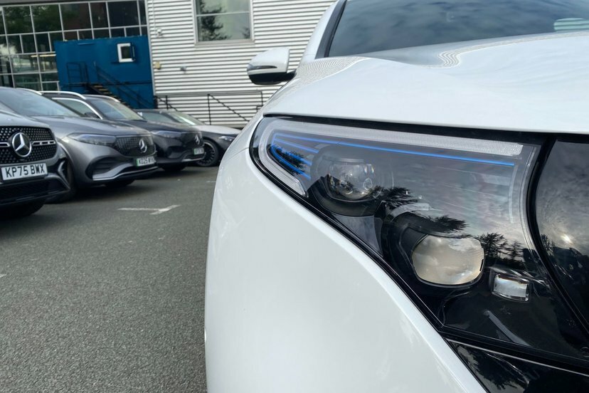 Mercedes-Benz EQC Eqc400 Amg Line 4Matic Black #12