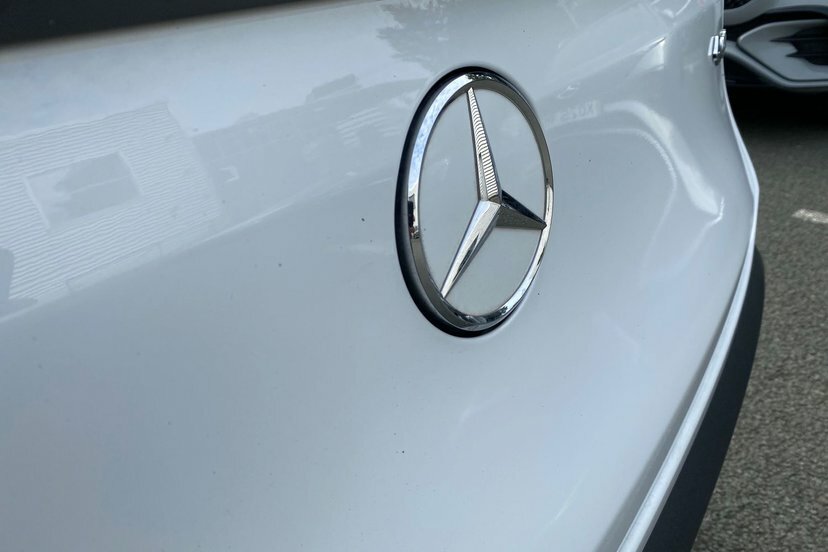 Mercedes-Benz EQC Eqc400 Amg Line 4Matic Black #24