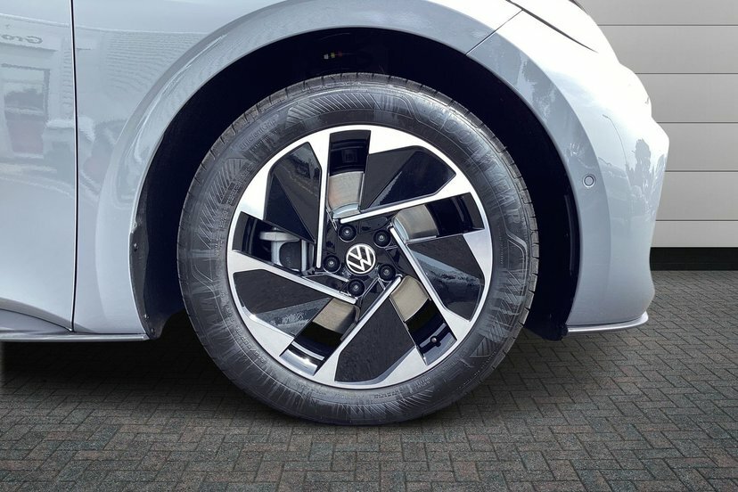 Volkswagen ID.3 Pro 59Kwh Match Hatchback 204 P Black #5
