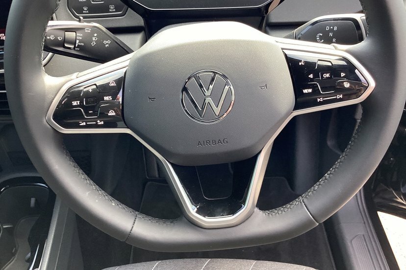 Volkswagen ID.3 Pure 52Kwh Match 5-Door White #20