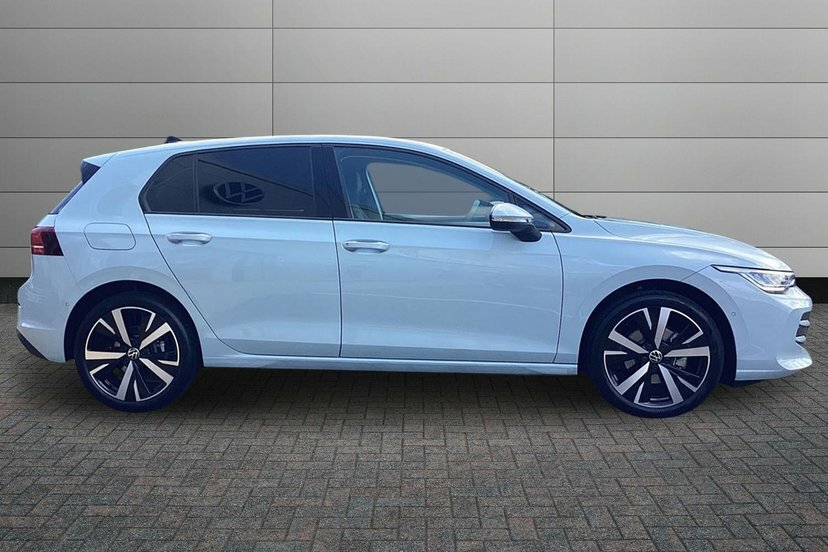 Volkswagen Golf 1.5 Etsi Mhev Match Hatchback Hybrid Ds EF26WDO Blue #4