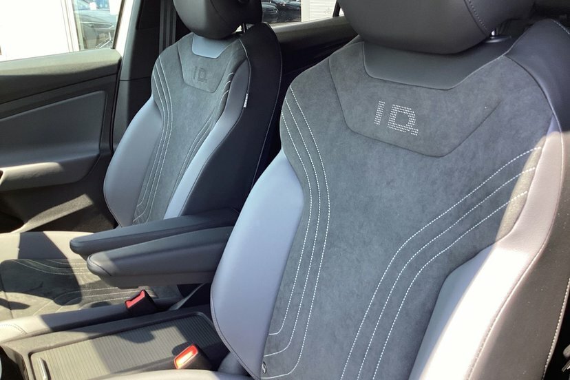Volkswagen ID.4 210Kw Black Edition Pro 77Kwh 286 Ps Grey #21