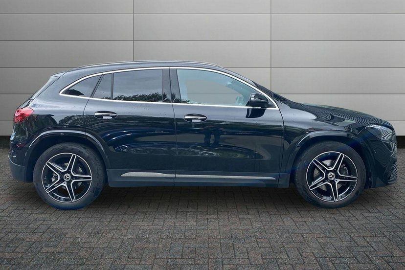 Mercedes-Benz GLA Class 2.0 Gla200d Amg Line Executive Suv 8G KP75LHH Black #3