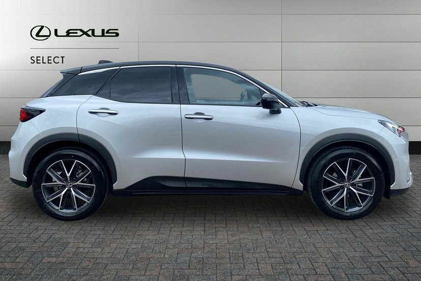 Lexus LBX 1.5 Vvt-ie Takumi Suv Hybrid E-cvt 136 Silver #4