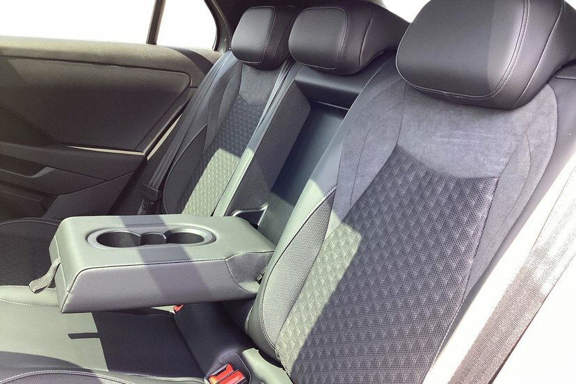Volkswagen T-Roc 1.5 Tsi R-line Dsg 150 Ps Grey #8