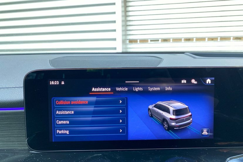 Mercedes-Benz EQB Eqb 250 140Kw Amg Line Prem Plus 70.5Kwh Red #44