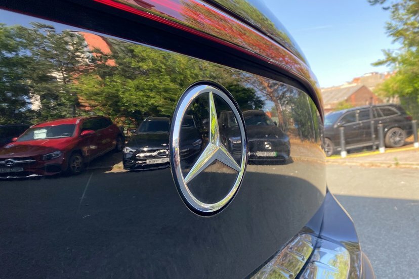 Mercedes-Benz EQB Eqb 250 140Kw Amg Line Prem Plus 70.5Kwh Red #19