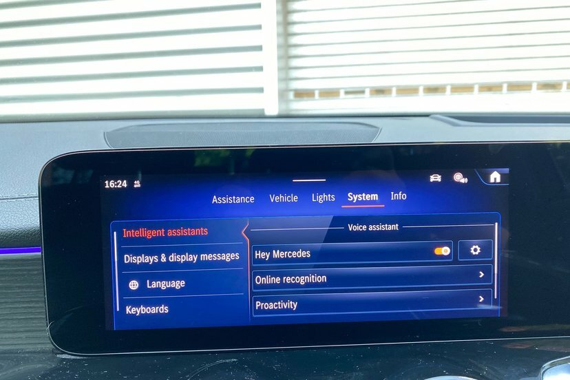 Mercedes-Benz EQB Eqb 250 140Kw Amg Line Prem Plus 70.5Kwh Red #47