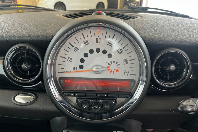 Mini Clubman Cooper Clubman D Black #37