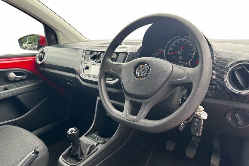 Volkswagen Up 1.0 Move Up Hatchback 60 Ps Red #6