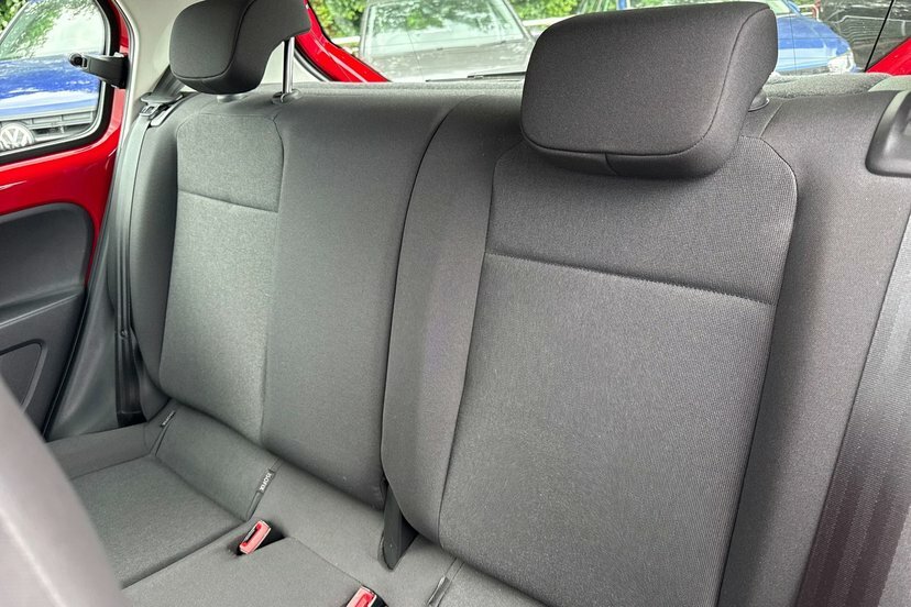 Volkswagen Up 2019 Volkswagen Up Gti 1.0 Tsi 115Ps Black #29